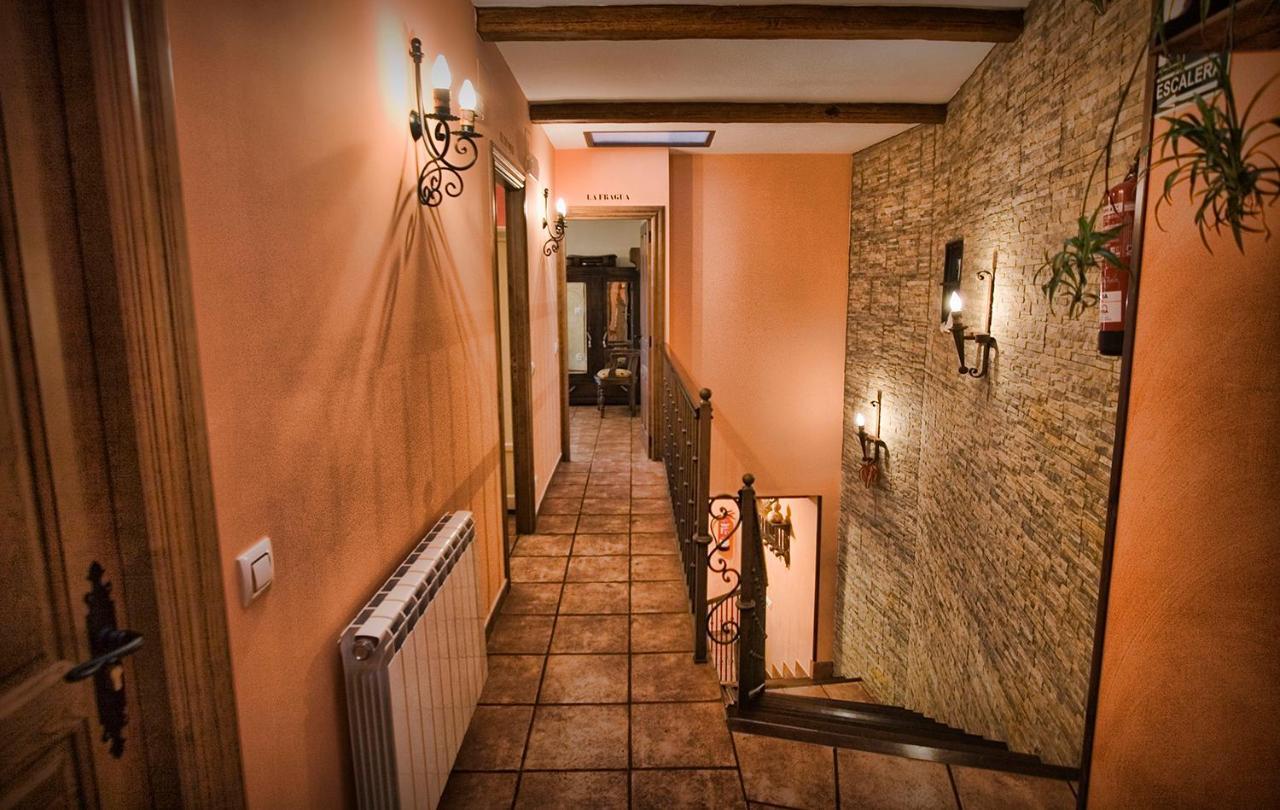 Casa Rural El Herrero De Польос Экстерьер фото